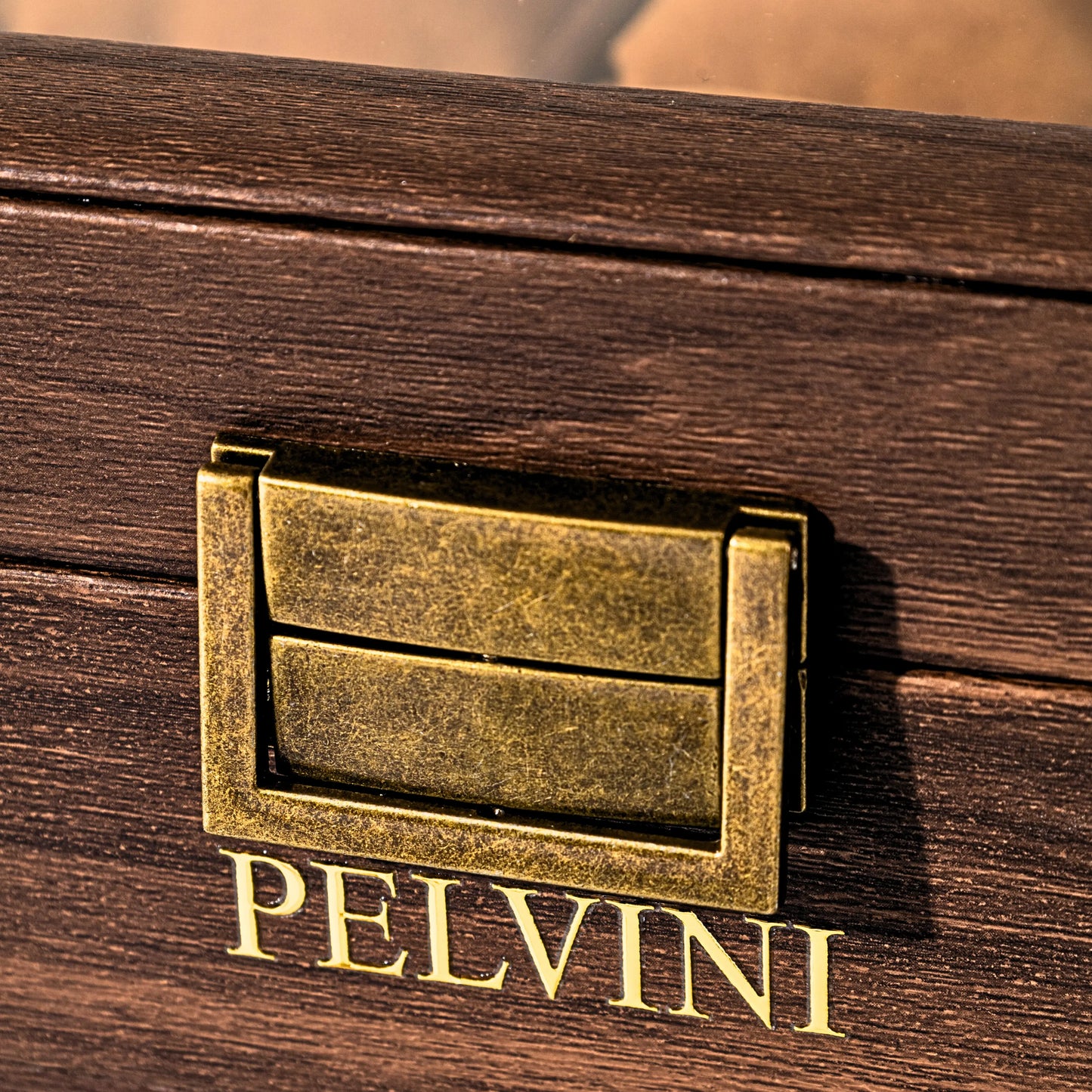 Heritage Watch Chest