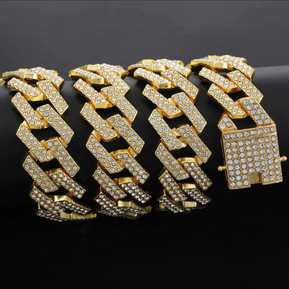 Chain (Fits All)